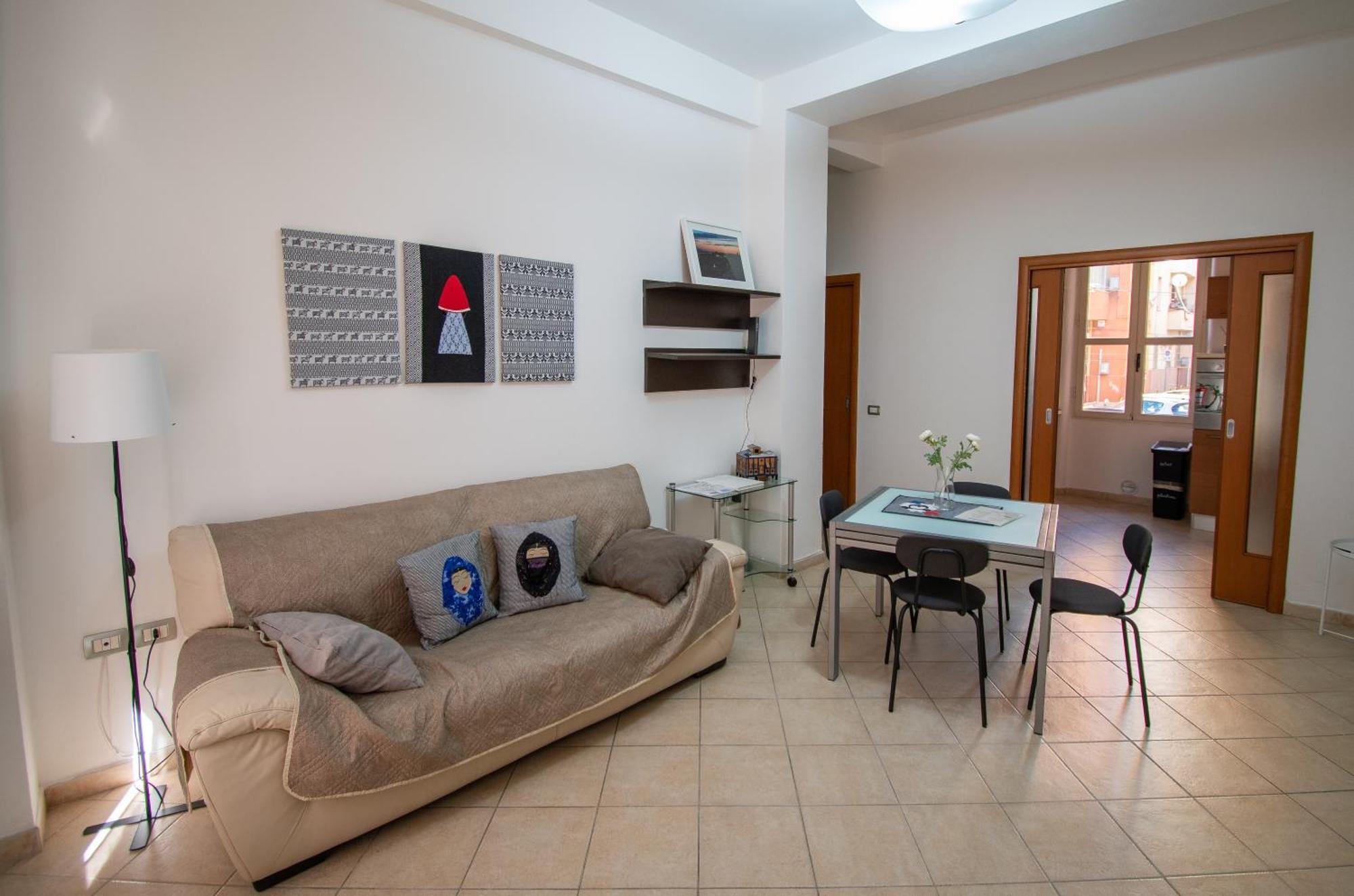 Art Holiday Cagliari Luaran gambar